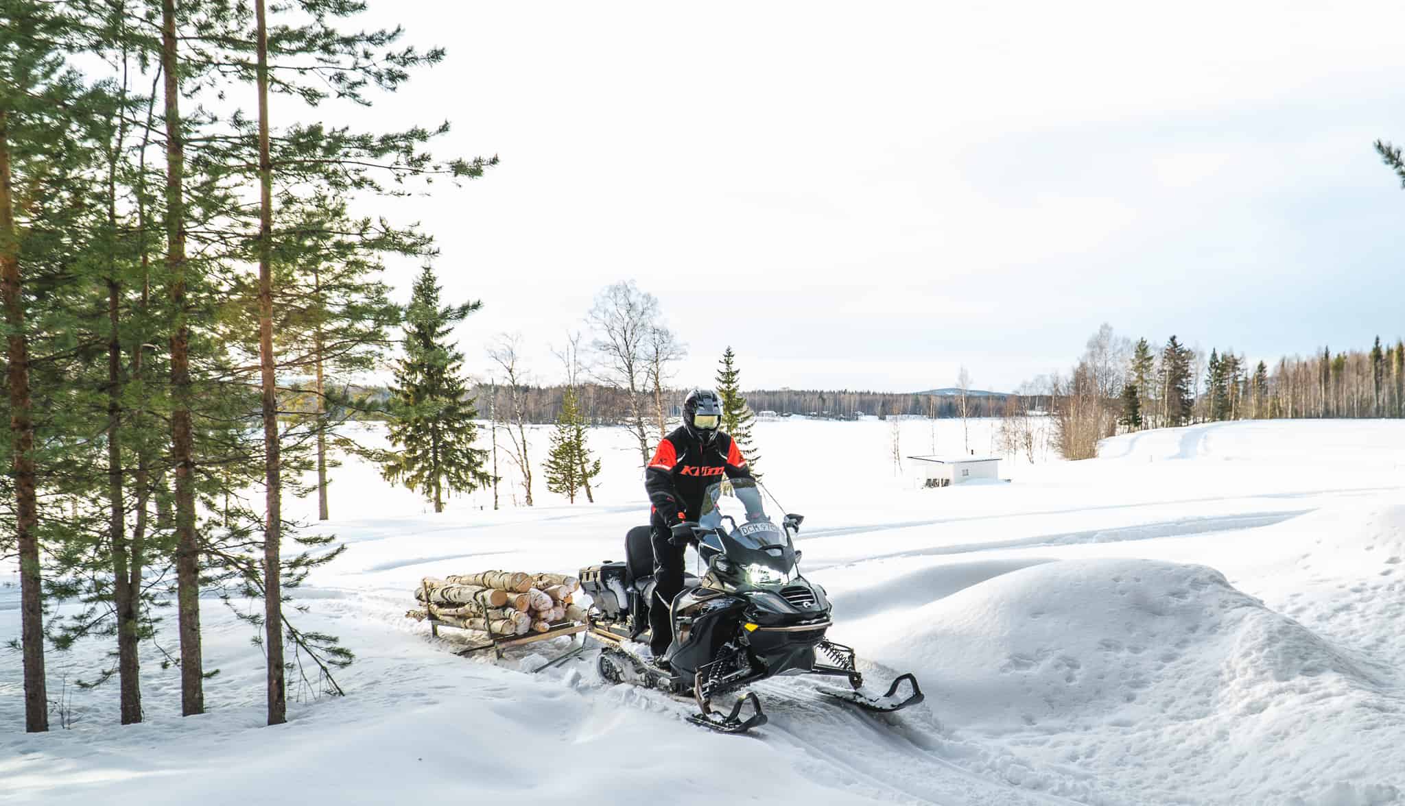 LYNX RANGER 49 ST 900 ACE TURBO - FJÄLLEN & VED - Sledtrax
