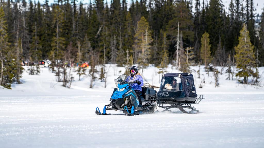 POLARIS VOYAGEUR 650 NORDIC PRO