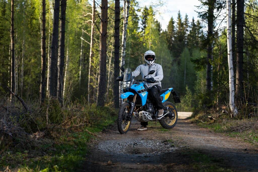 YAMAHA TÉNÉRÉ 700 RALLY –  LEVERERAR STENHÅRD ACTION!